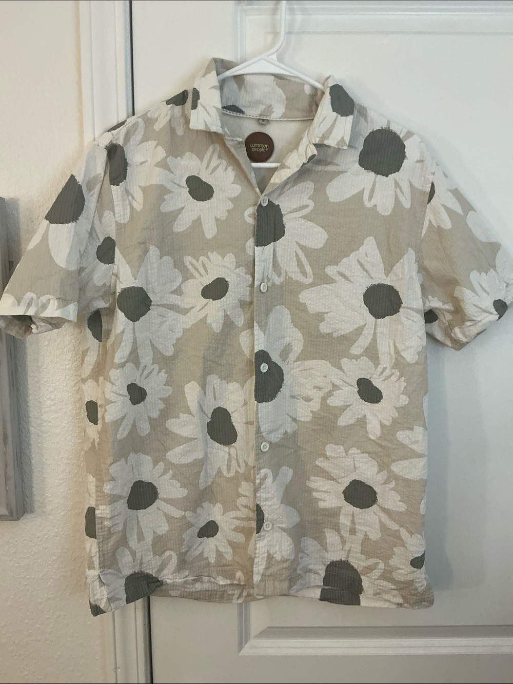 🔥 Common People March Seersucker Daisy Camp Shirt Short Sleeve Button Down S